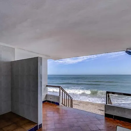 112-stunning Beachfront In * Benalmadena