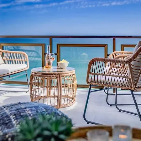 Apartment 112-stunning Beachfront In *